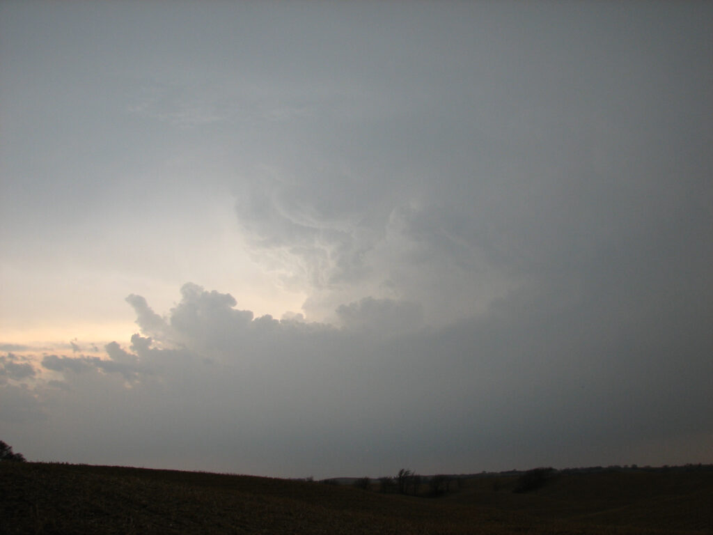 Updraft on Mapleton storm as it is near the Missouri River